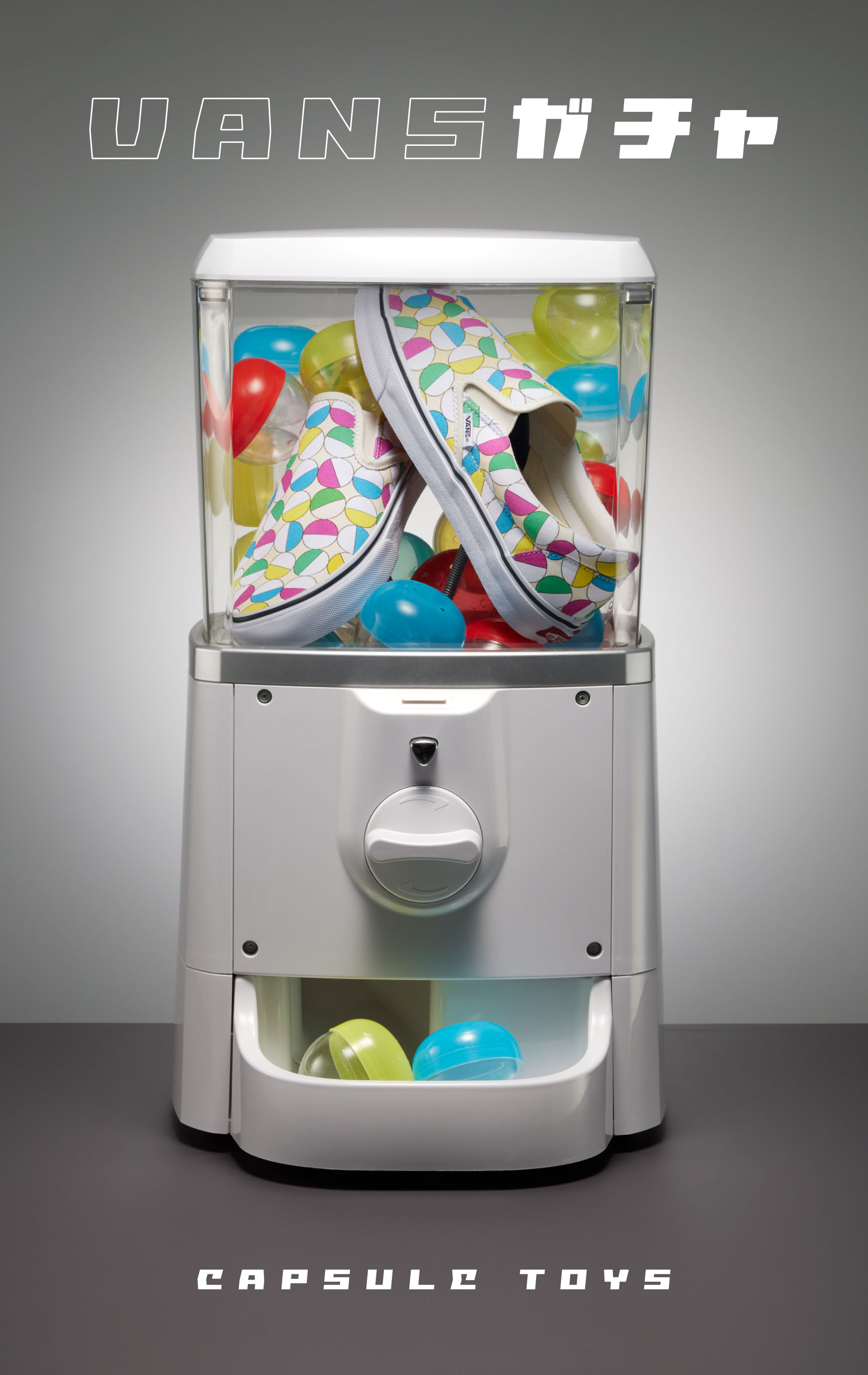 2022/9/5抽選　VANS SLIP ON “GACHA” アプリオンライン抽選について