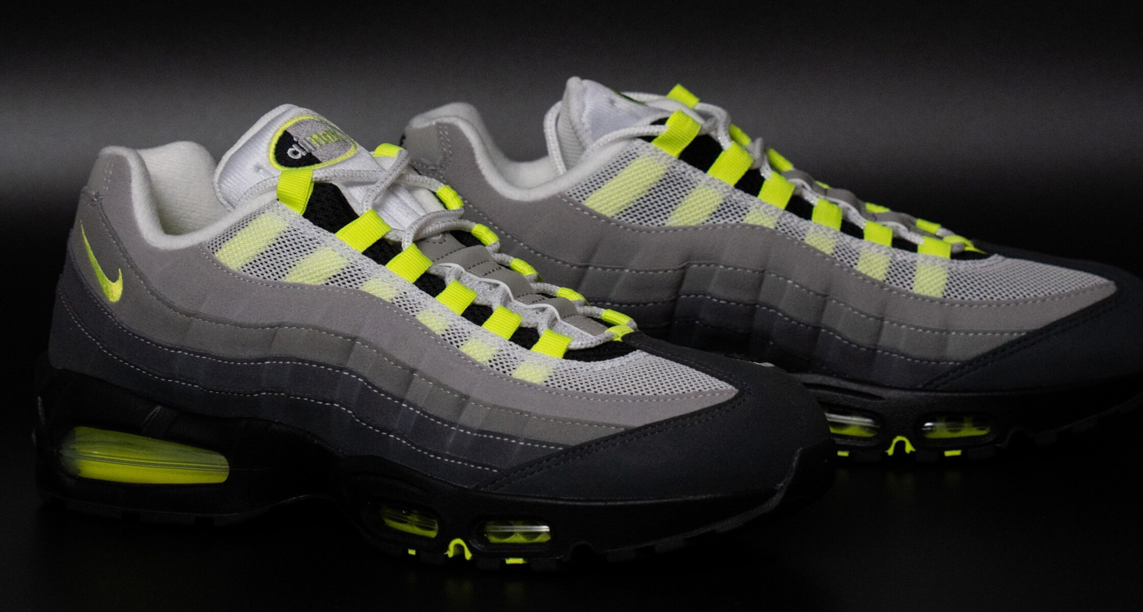 NIKE AIRMAX95 NEON YELLOW
