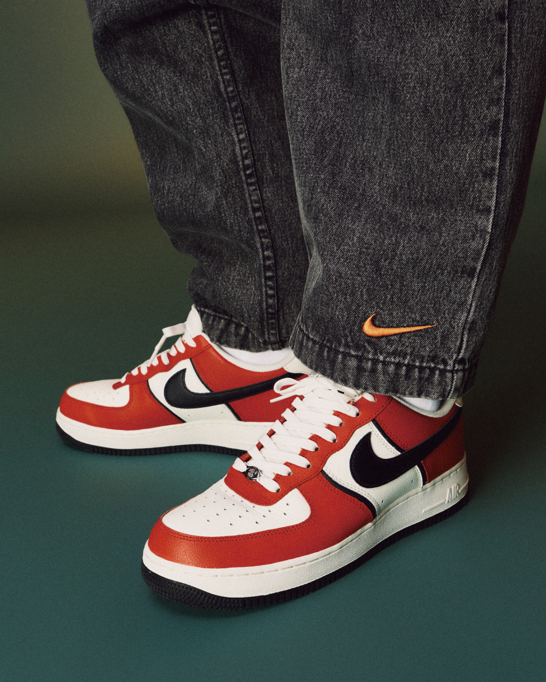 YOUR MESSAGE HERE｜NIKE RIKUさん コーディネート