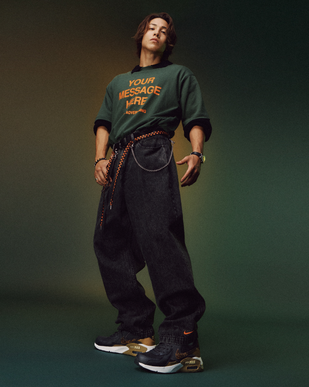 YOUR MESSAGE HERE｜NIKE RIKUさん コーディネート