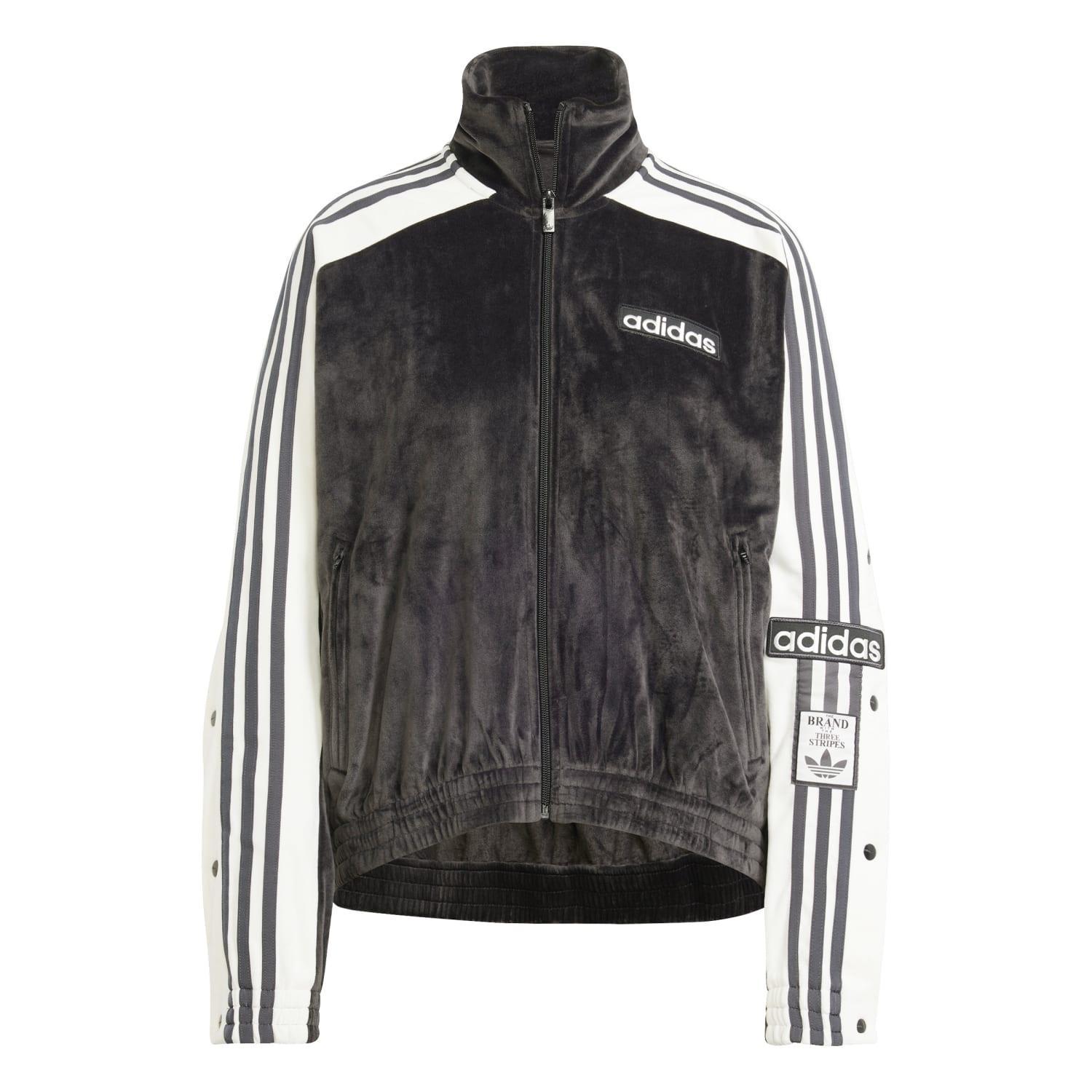 Everyday is a good day.竹下玲奈が着こなす、adidas Originalsの