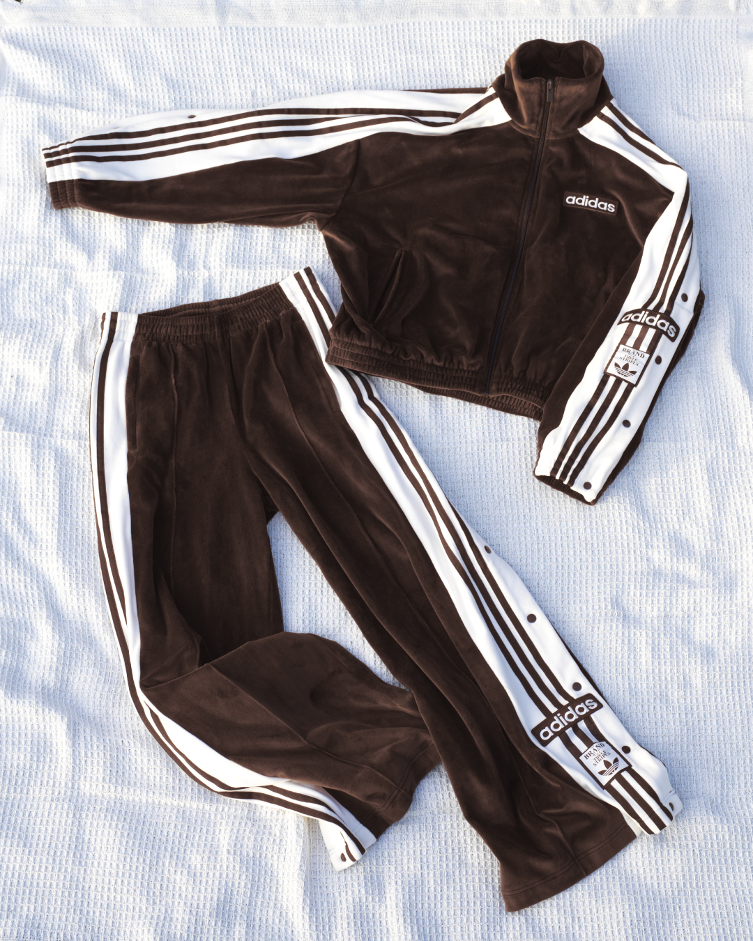 Everyday is a good day.竹下玲奈が着こなす、adidas Originalsの