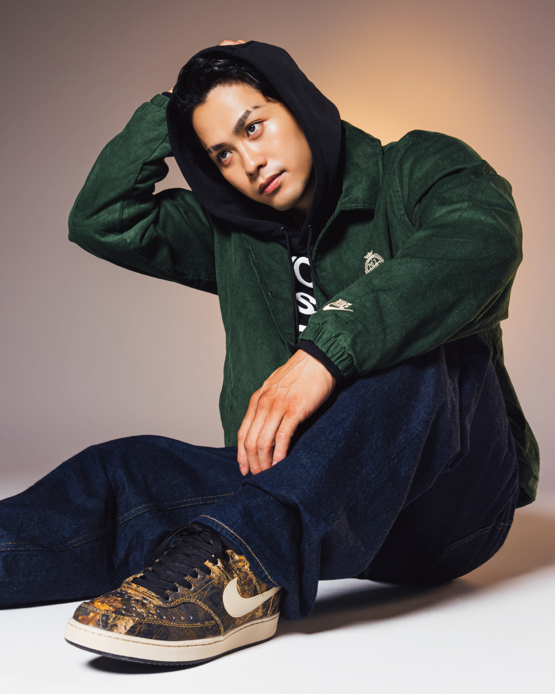 着こなしにルールなんてない。自由に、自分らしく。｜NIKE REOさん コーディネート
