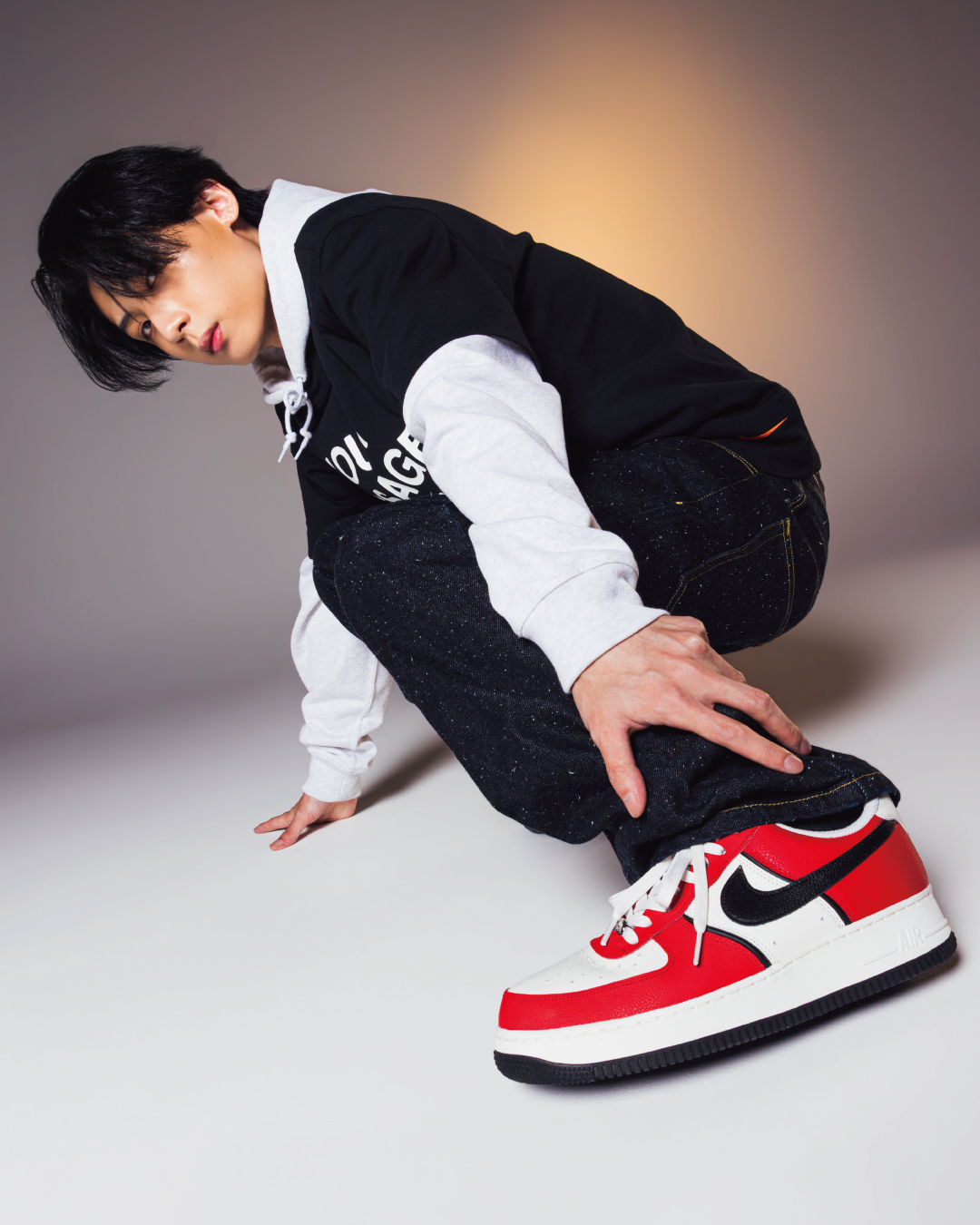 着こなしにルールなんてない。自由に、自分らしく。｜NIKE TORAさん コーディネート