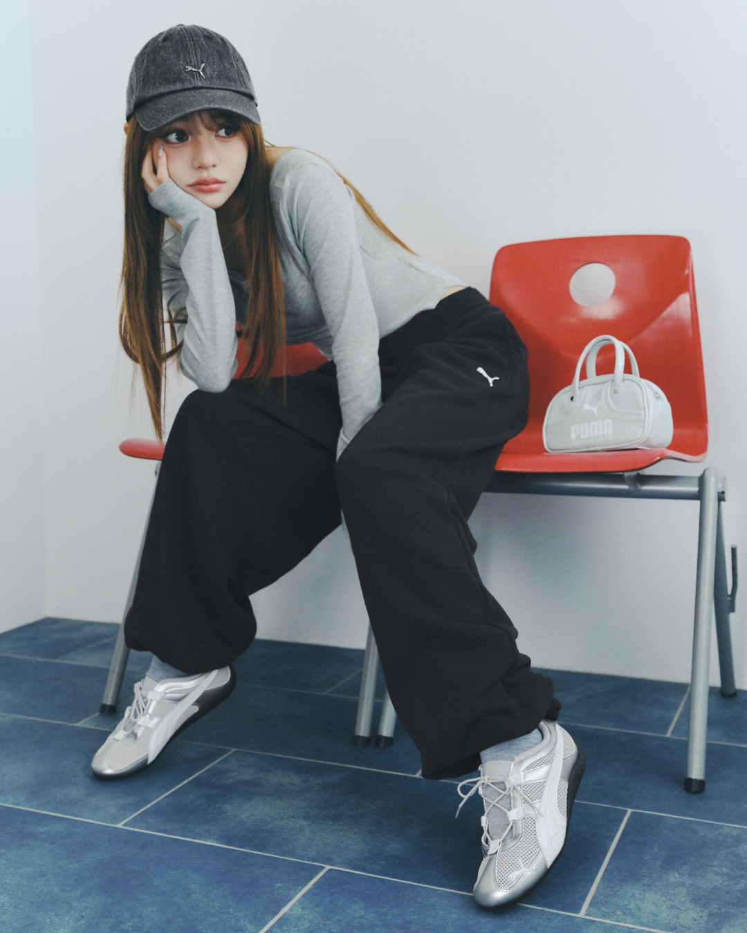 4 Moods. One Trend. コーディネート