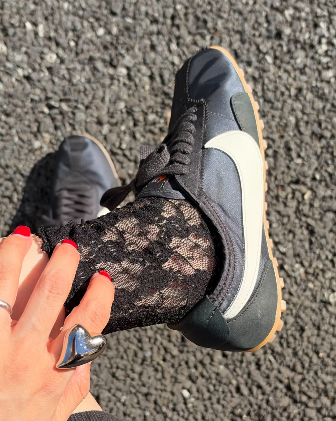 MOON SHOE 70年代のルーツを、今日のスタイルへ｜NIKE コーディネート